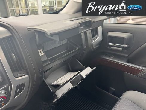 Used 2017 GMC Sierra 1500 SLE w/ Suspension Package, Off-Road image 33