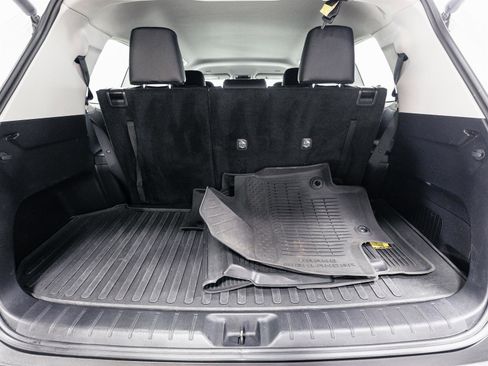 Certified 2024 Toyota Grand Highlander XLE image 11