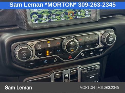 Used 2021 Jeep Wrangler Unlimited Sahara w/ Cold Weather Group image 16