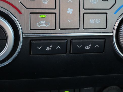 Certified 2020 Toyota Tundra Limited w/ Limited Premium Package AWD/4WD image 29