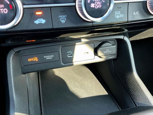 Used 2025 Honda Civic Sport image 16