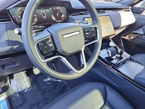 Certified 2025 Land Rover Range Rover Sport S image 15