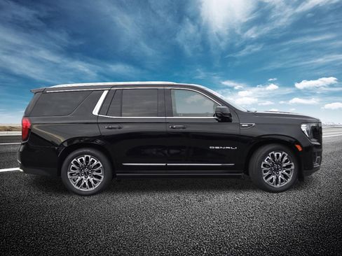 Used 2023 GMC Yukon Denali Ultimate AWD/4WD image 26