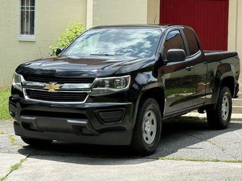Used 2017 Chevrolet Colorado W/T RWD image 6