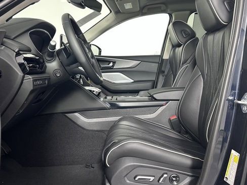 Certified 2025 Acura MDX w/ Advance Package image 15