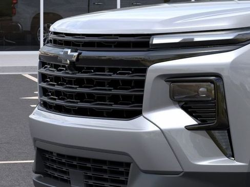 New 2026 Chevrolet Traverse LT w/ Midnight/Sport Edition FWD image 13