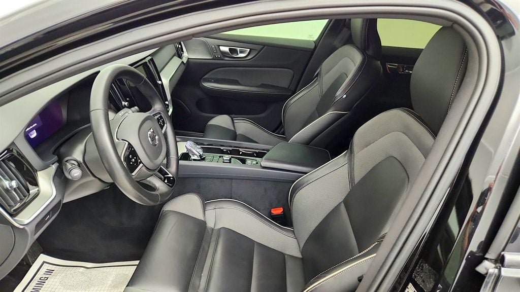 Used 2024 Volvo S60 B5 Plus w/ Climate Package AWD/4WD image 13
