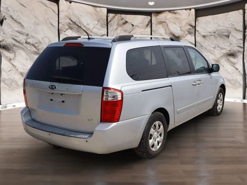 Used 2009 Kia Sedona LX w/ PWR Pkg image 5