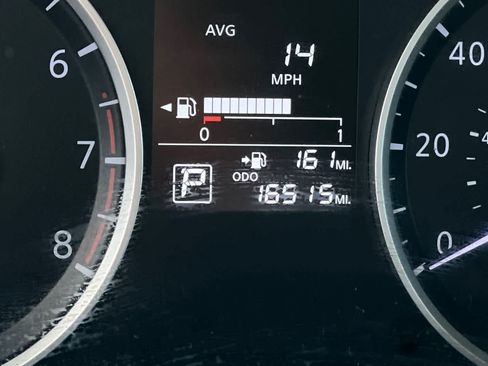 Used 2021 Nissan Kicks S FWD image 26