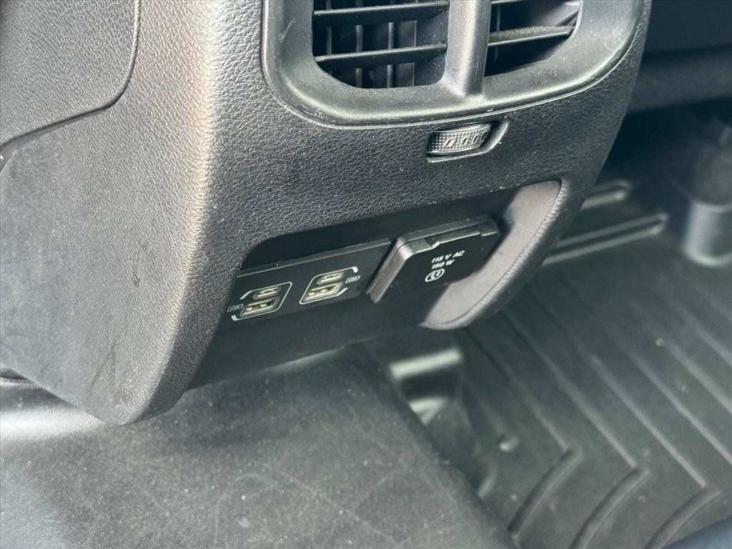 Used 2023 Jeep Cherokee Altitude Lux AWD/4WD image 11
