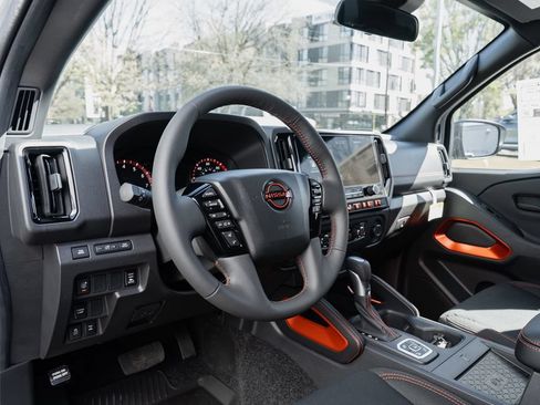 New 2026 Nissan Frontier PRO-4X w/ Pro-4x Convenience Package AWD/4WD image 23