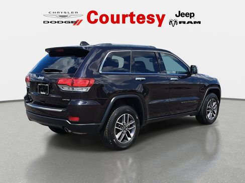 Certified 2021 Jeep Grand Cherokee Limited w/ Luxury Group II AWD/4WD image 4