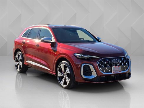 New 2025 Audi SQ5 Premium Plus image 8