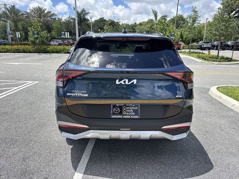 Used 2024 Kia Sportage EX w/ EX Premium Package AWD/4WD image 2