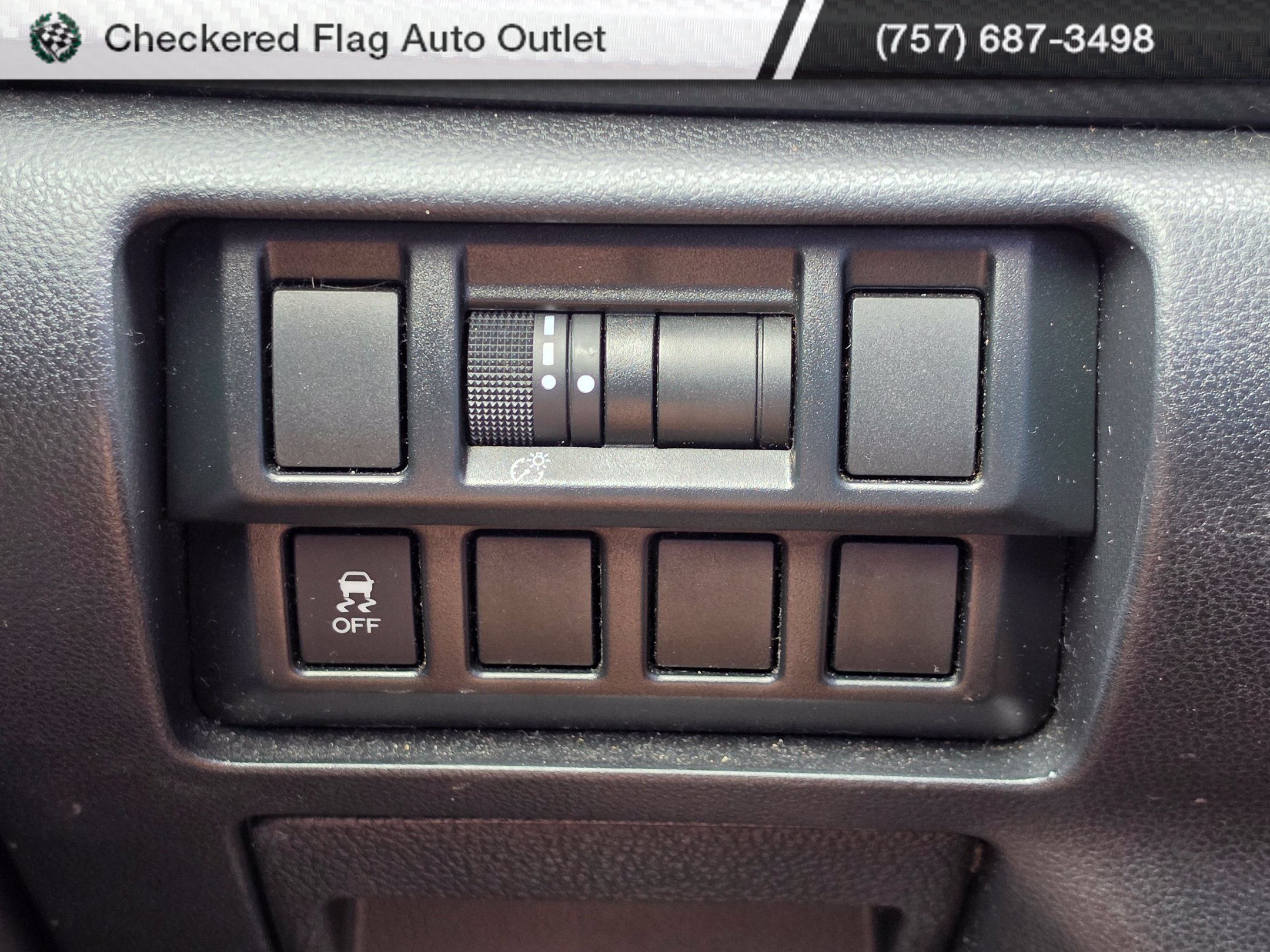 Used 2020 Subaru Crosstrek 2.0i Premium AWD/4WD image 9