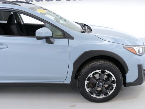 Used 2023 Subaru Crosstrek 2.0i Premium image 11