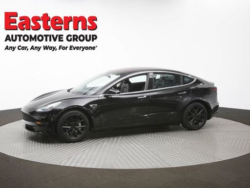 Used 2018 Tesla Model 3 Long Range image 52