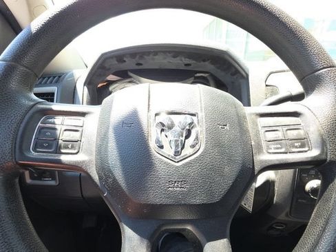 Used 2016 RAM 2500 Tradesman w/ Chrome Appearance Group AWD/4WD image 4