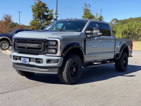 New 2026 Ford F250 Lariat w/ Black Appearance Package AWD/4WD image 7