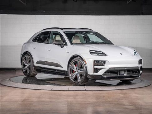 Used 2024 Porsche Macan Turbo Electric image 8