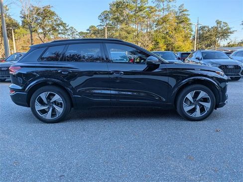 Used 2025 Audi Q6 e-tron Premium Plus w/ Premium Plus image 12