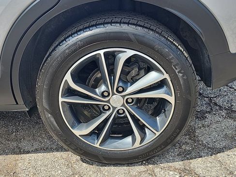 Certified 2023 Buick Encore GX Select AWD/4WD image 38