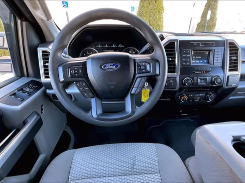 Used 2018 Ford F250 XLT image 6