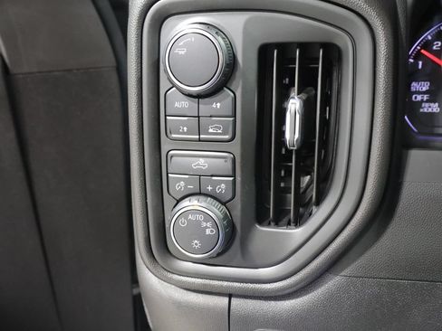 Used 2024 Chevrolet Silverado 1500 Custom AWD/4WD image 30