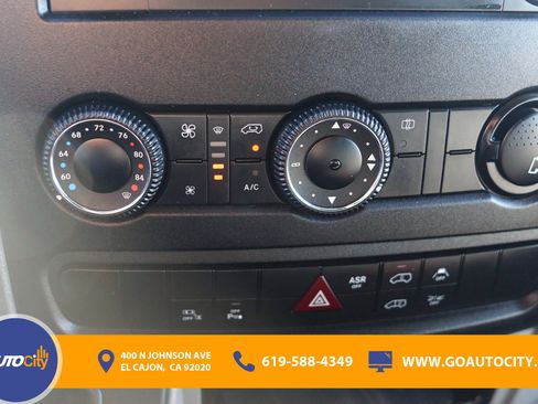 Used 2016 Mercedes-Benz Sprinter 3500 image 21