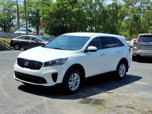 Used 2020 Kia Sorento L FWD image 8