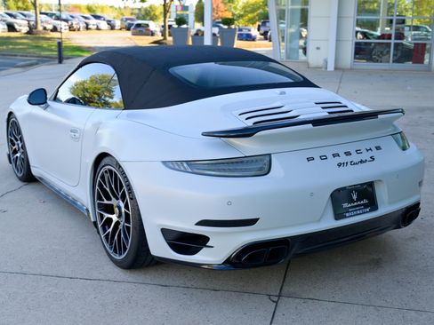 Used 2015 Porsche 911 Turbo S image 7
