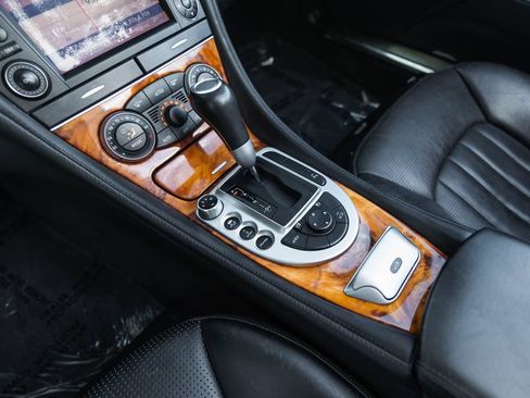 Used 2011 Mercedes-Benz SL 63 AMG image 33