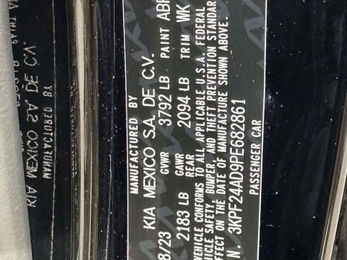 Certified 2023 Kia Forte LXS image 29