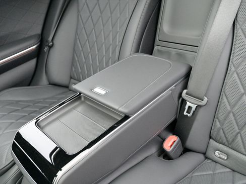 Used 2021 Mercedes-Benz S 500 4MATIC image 40