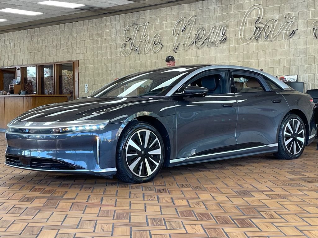 Used 2023 Lucid Air Touring AWD/4WD image 4