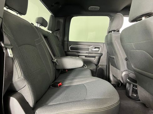 Used 2024 RAM 2500 Big Horn w/ Sport Appearance Package image 36