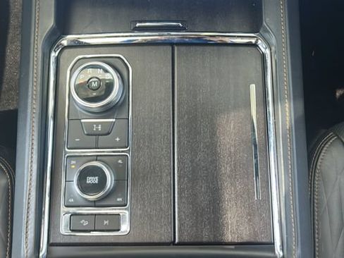 Used 2022 Ford Expedition Max Platinum AWD/4WD image 21