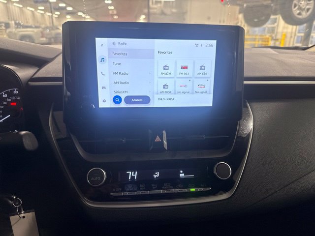 Used 2025 Toyota Corolla LE FWD image 9