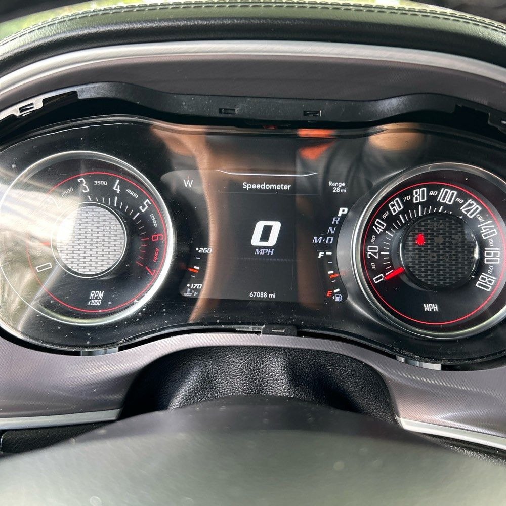 Used 2022 Dodge Challenger R/T Scat Pack RWD image 7
