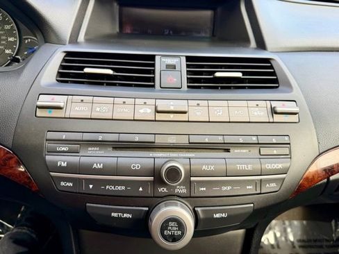 Used 2012 Honda Crosstour EX image 30