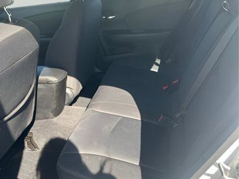 Used 2013 Chrysler 200 LX FWD image 10