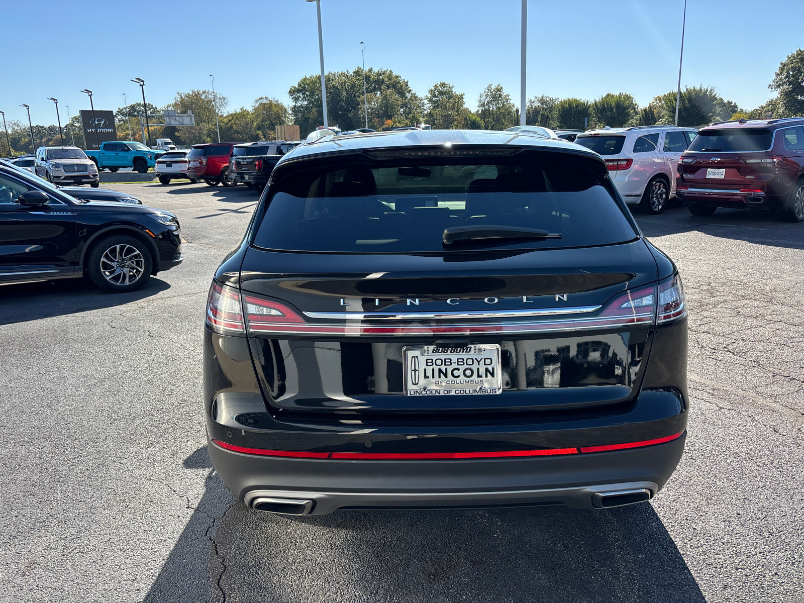 Certified 2023 Lincoln Nautilus Reserve w/ Equipment Group 202A AWD/4WD image 6