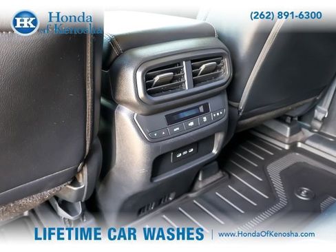 Certified 2025 Honda Pilot EX-L image 13