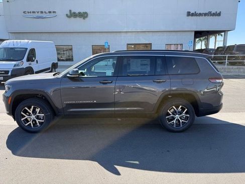 New 2025 Jeep Grand Cherokee L Limited w/ Trailer Tow Package image 3