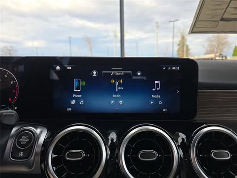 New 2026 Mercedes-Benz GLB 250 4MATIC image 28