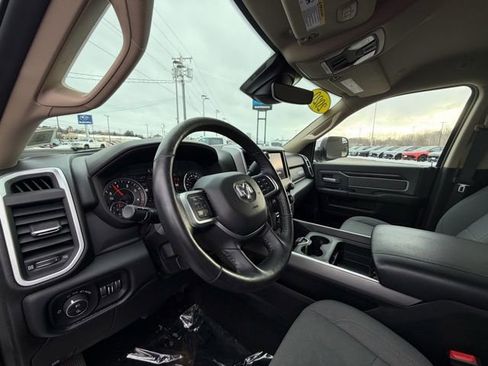 Used 2020 RAM 2500 Big Horn w/ Level 2 Equipment Group image 12