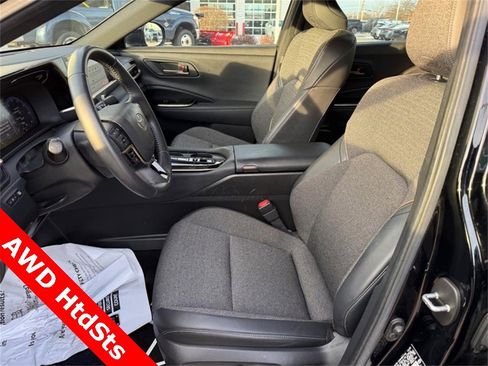 Used 2024 Toyota Crown XLE image 16