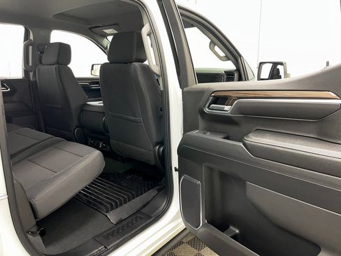 Certified 2025 Chevrolet Silverado 1500 LT image 38