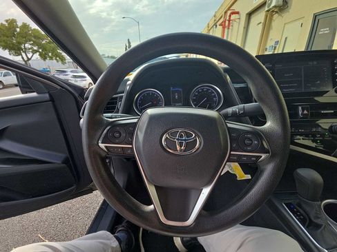 Used 2023 Toyota Camry LE image 15