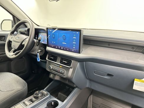 New 2025 Ford Maverick XL image 20